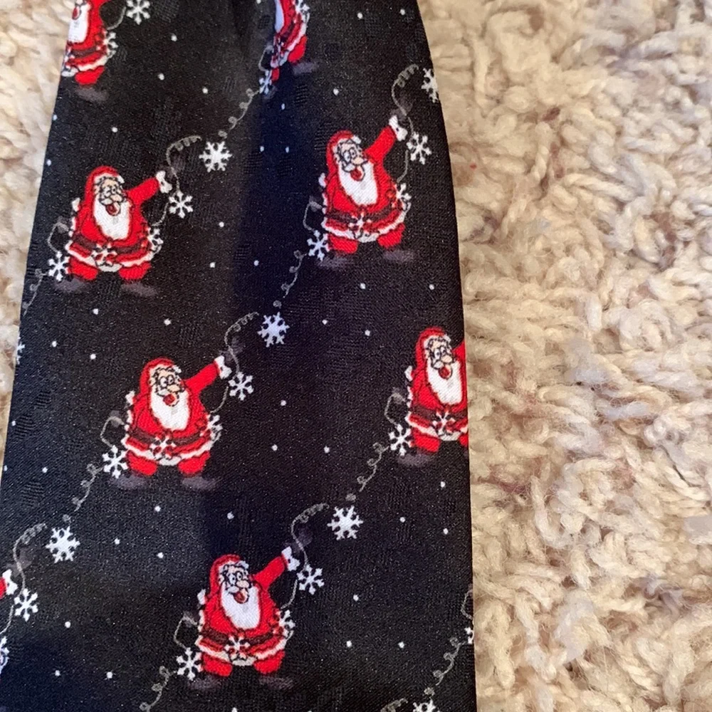 NWT Christmas clip on tie